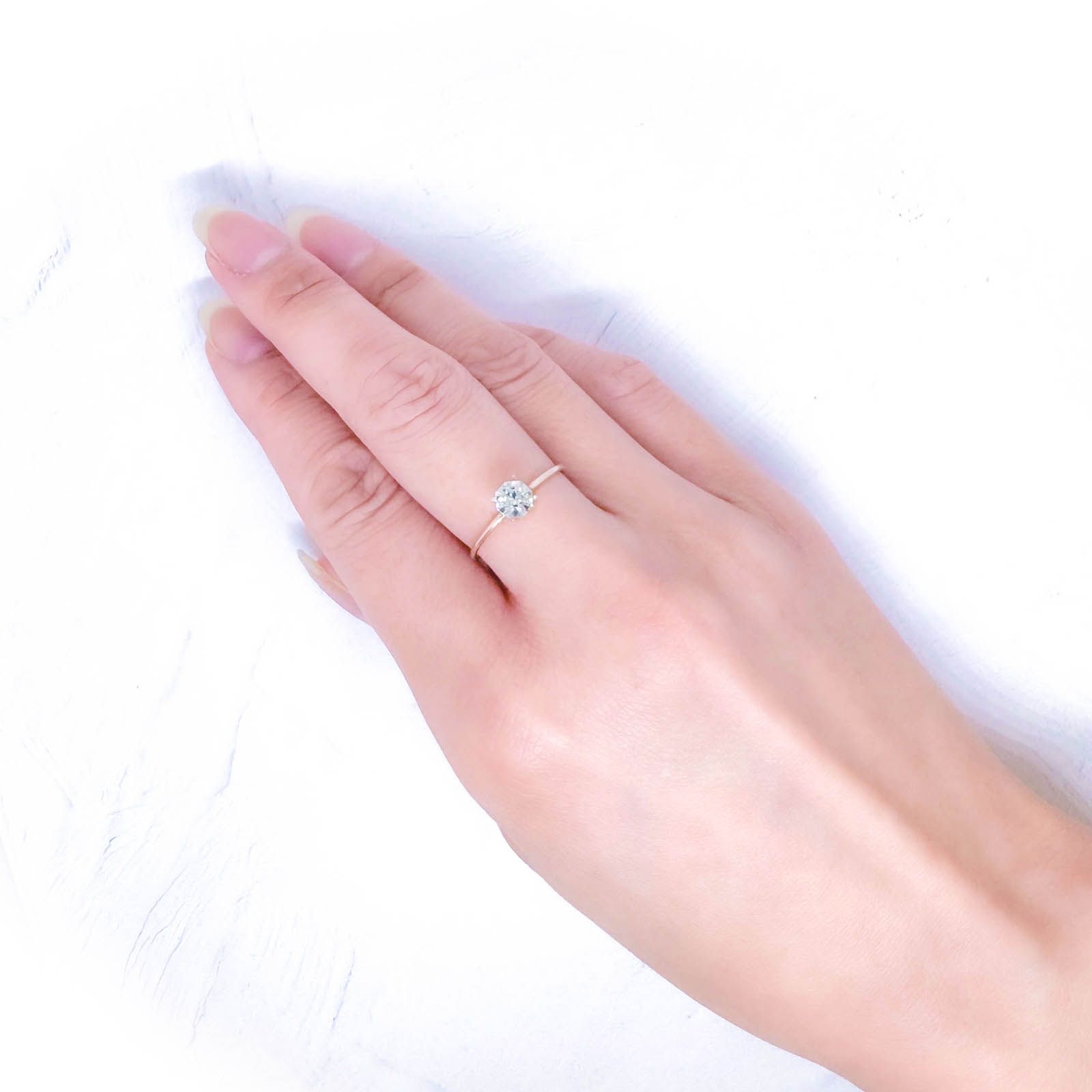 ◇オクタゴンカット◇カラーレスジルコン(宝石名ホワイト・ジルコン)スリランカ/カンボジア産 識別済 0.83ct / 5x4.9mm前後 [251231382]