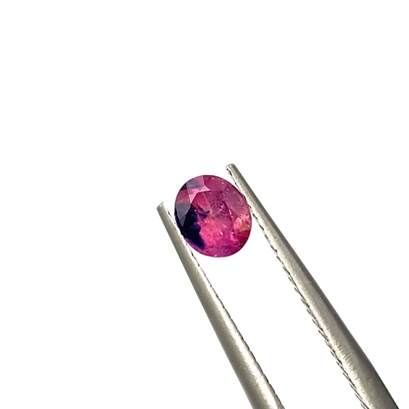 ウィンザーサファイア タンザニア・ウィンザー産 0.50ct / 5.2x4.3mm