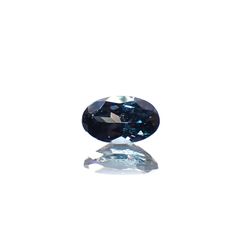 ベキリーブルーガーネット（カラーチェンジガーネット アレキタイプ） マダガスカル・ベキリー産 0.30ct [241029379]5.1x3.2mm前後