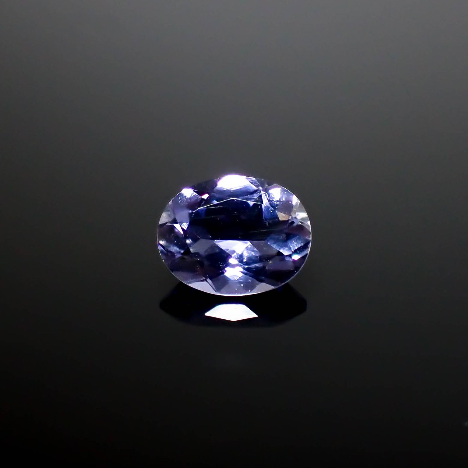 アイオライト タンザニア産 1.50ct [250430265]8.9x7mm前後