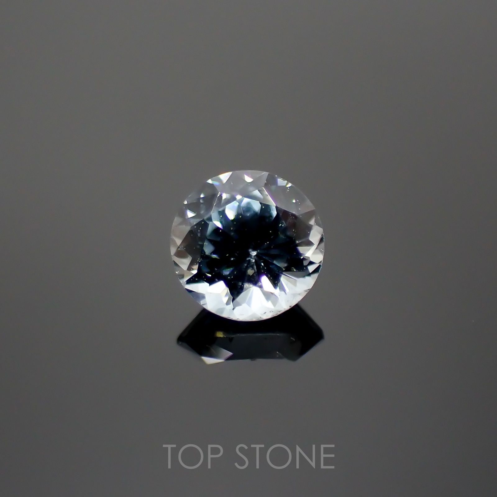 グレースピネル ビルマ産 ルース 0.29ct[210813132]3.9×3.9mm前後