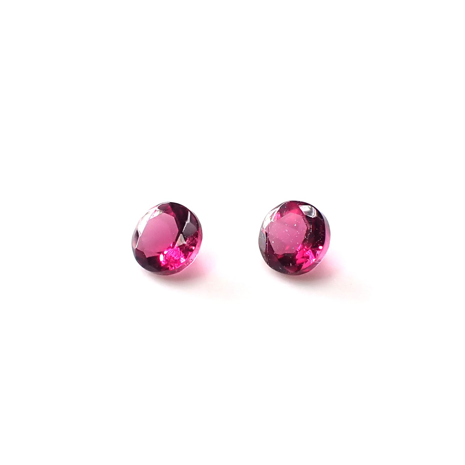 ◇ペアセット◇ルベライト ブラジル産 0.29ct(2pcs合計) / 3.1x3.1mm前後 [251031164]