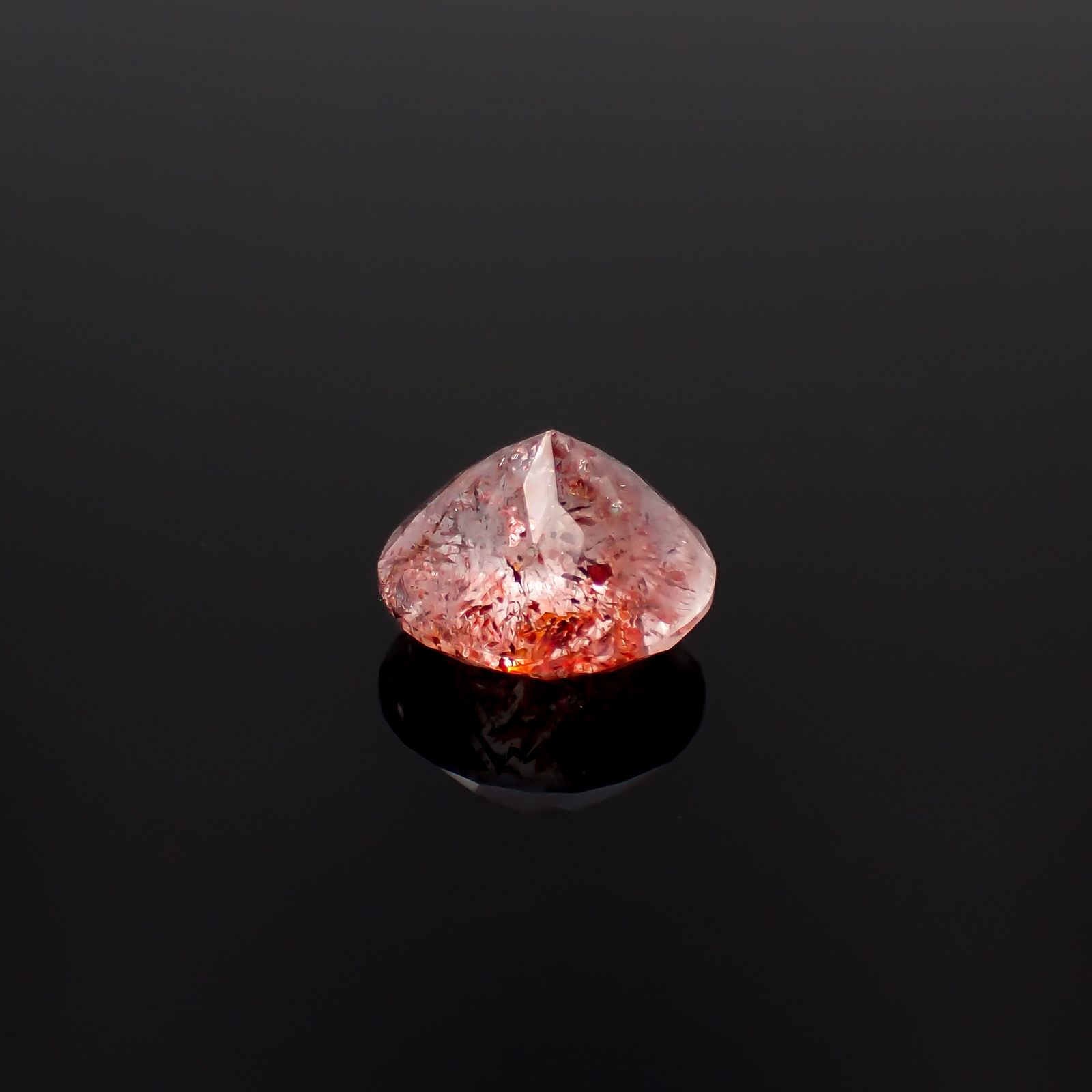 ファイヤークォーツ ナイジェリア産 10.48ct[240326729]14.4x14.4mm前後