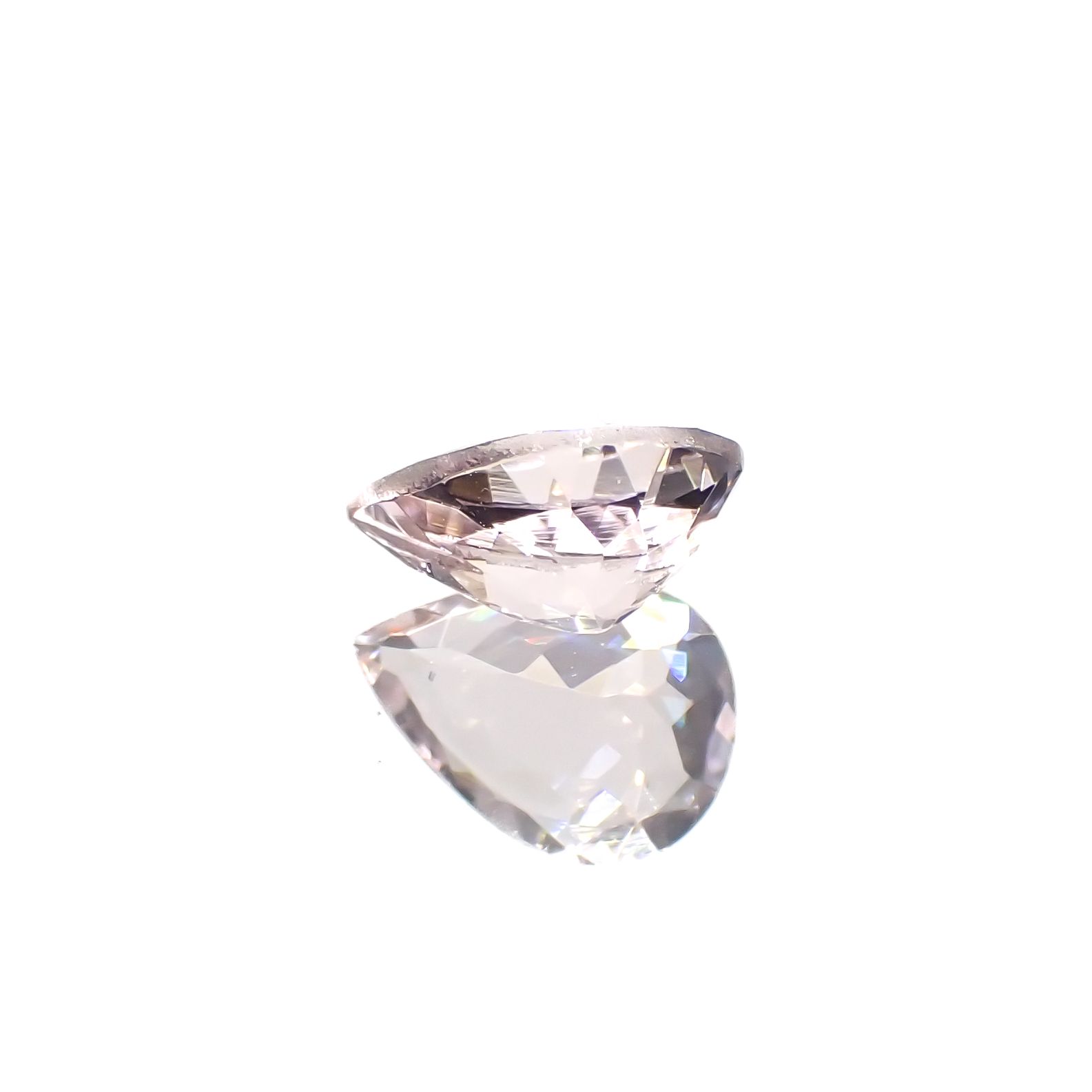 モルガナイト ブラジル産 0.57ct[230421792]7.1x5.2mm前後