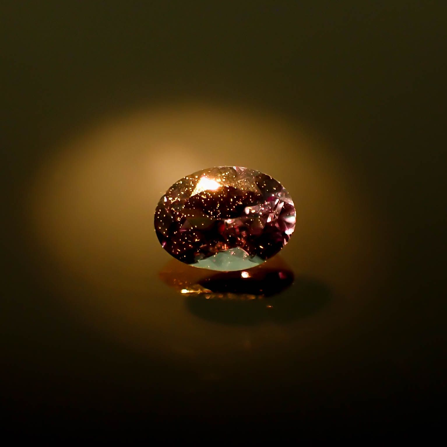 カラーチェンジガーネット アレキタイプ マダガスカル・ベキリー産 0.19ct[231224761]4x2.9mm前後