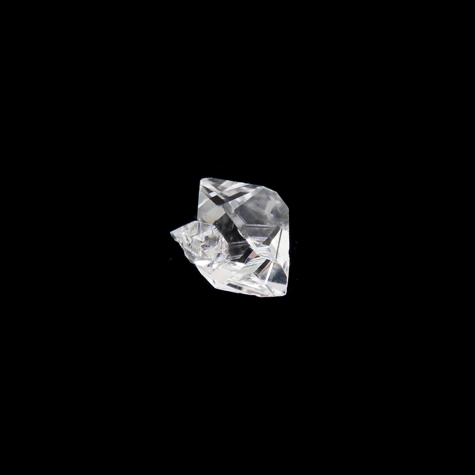 ハーキマーダイヤモンド 原石 アメリカ・ニューヨーク州産 2.53ct[240125362]10x8.6mm前後