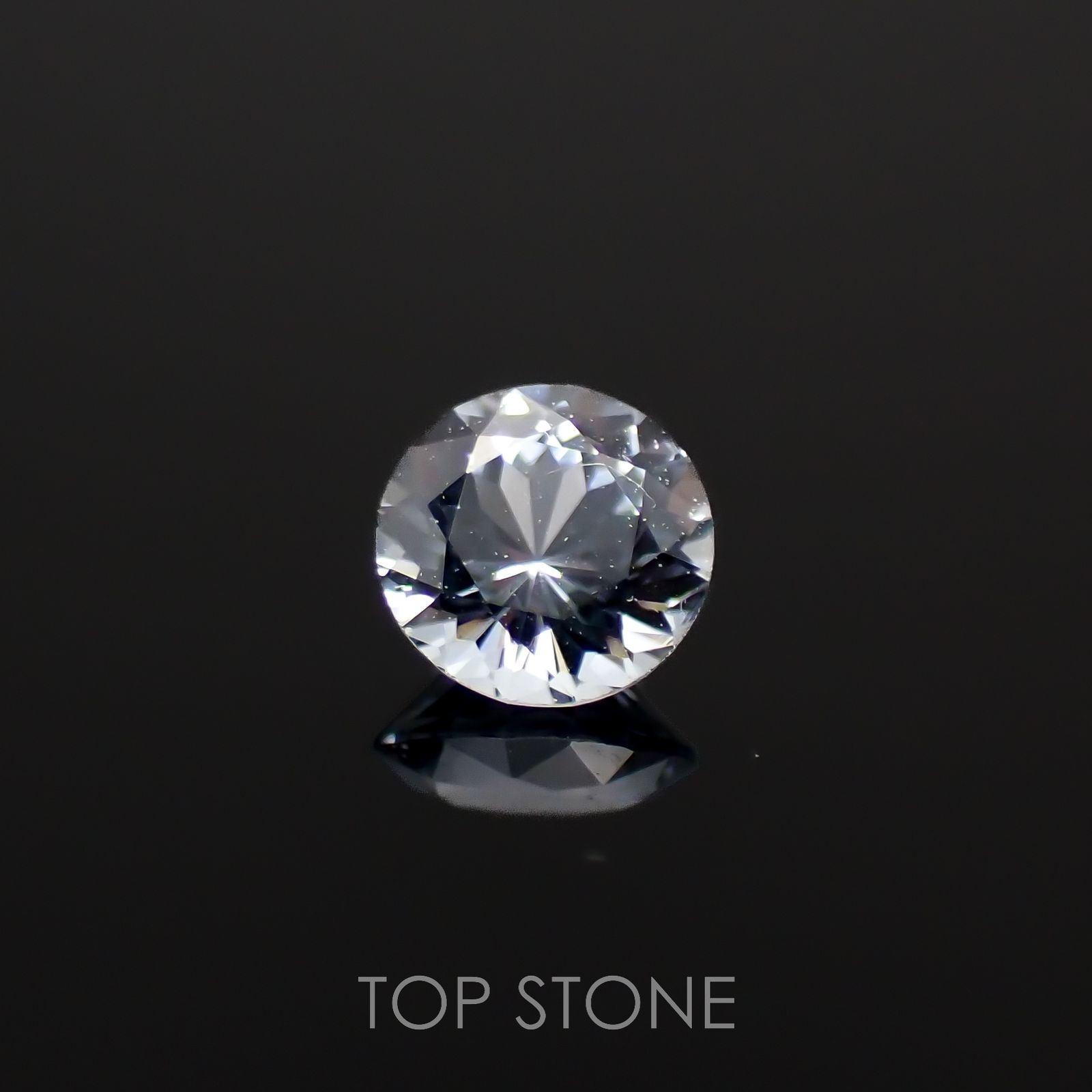 グレイッシュブルースピネル(宝石名スピネル)ビルマ/マダガスカル産 0.24ct 識別済[230119901]3.9x3.8mm前後