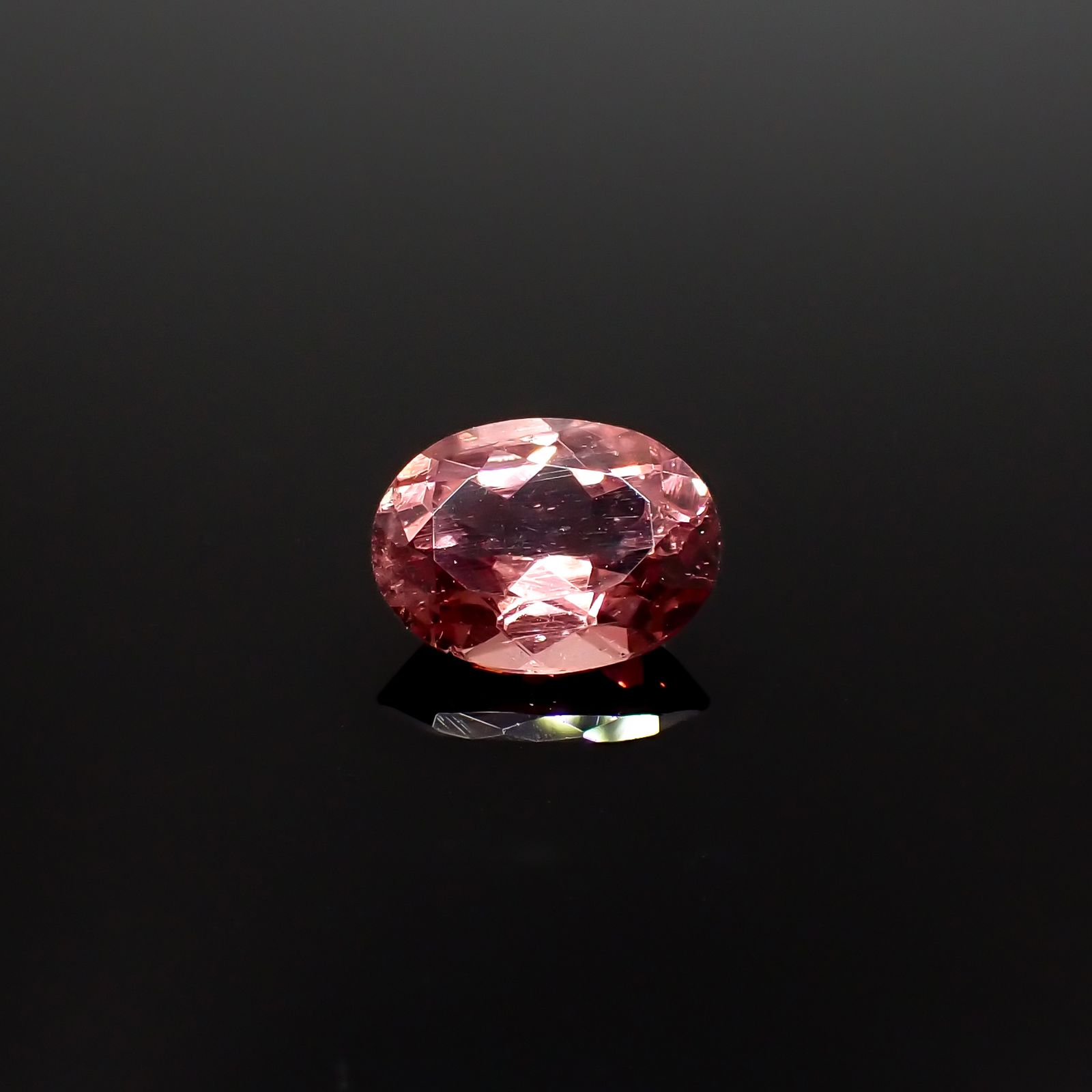 ピンクアパタイト ブラジル産 1.22ct[231224923]7.9x6.1mm前後
