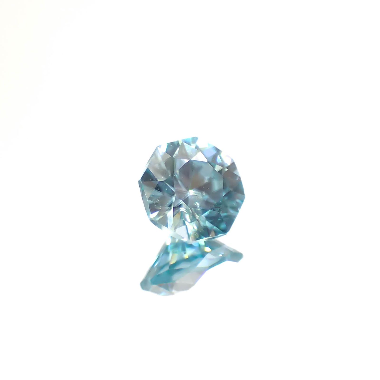 ◇オクタゴンカット◇ブルージルコン(宝石名ブルー・ジルコン)カンボジア産 0.71ct 識別済[241229625]4.8x4.7mm前後