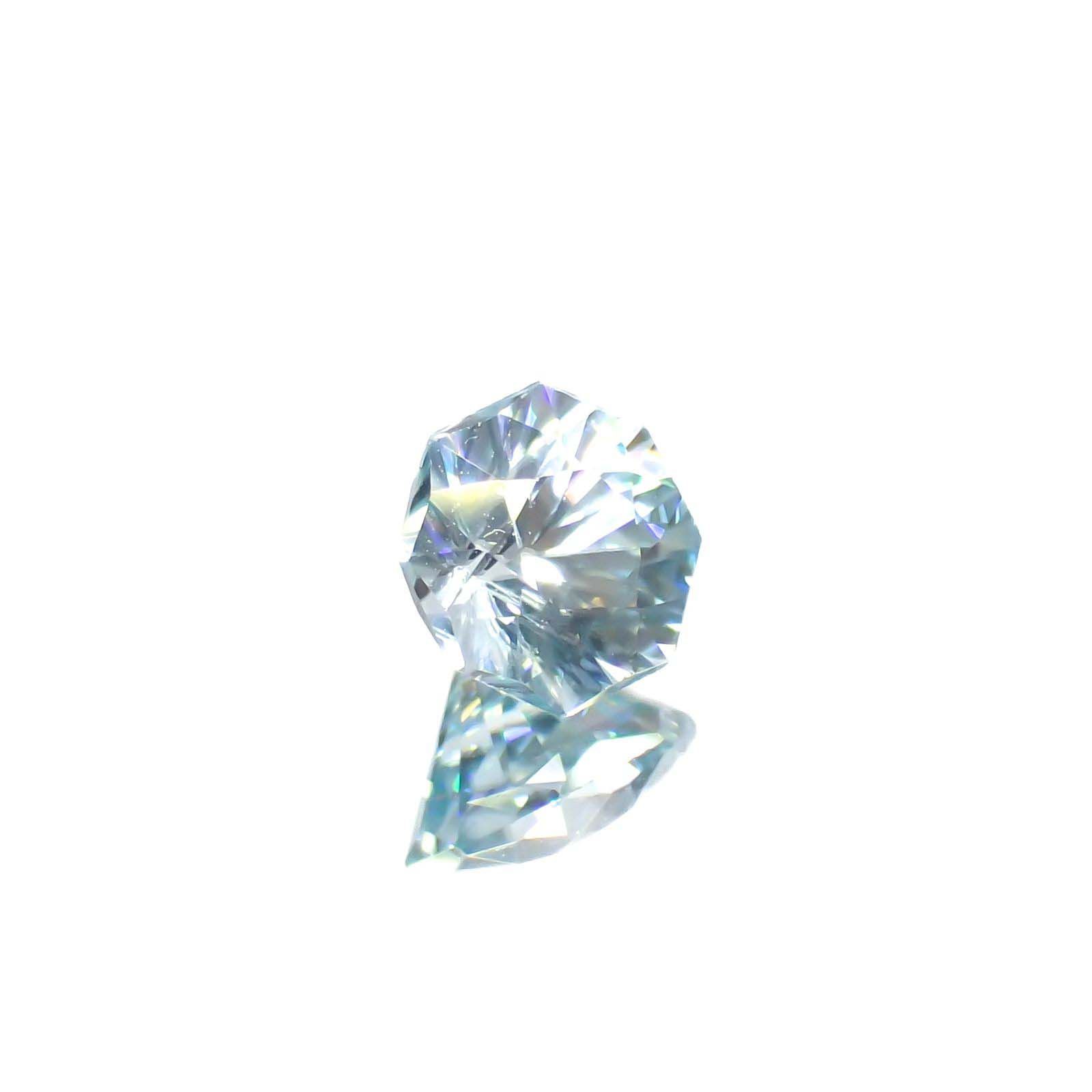 ◇オクタゴンカット◇アイスブルージルコン(宝石名ジルコン)カンボジア産 0.77ct 識別済[220716829]4.8x4.8mm前後