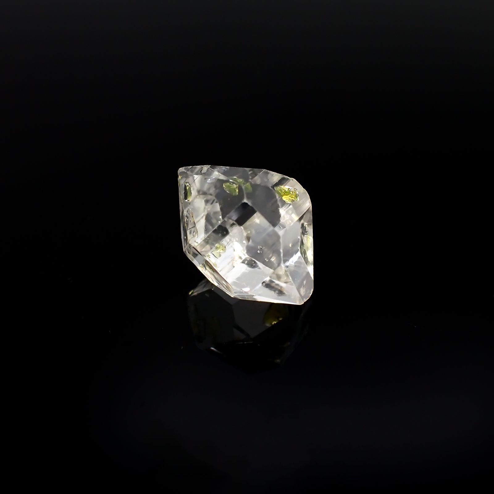 オイルインクォーツ 原石 パキスタン産 4.56ct [220917863]12.2x9.9mm前後