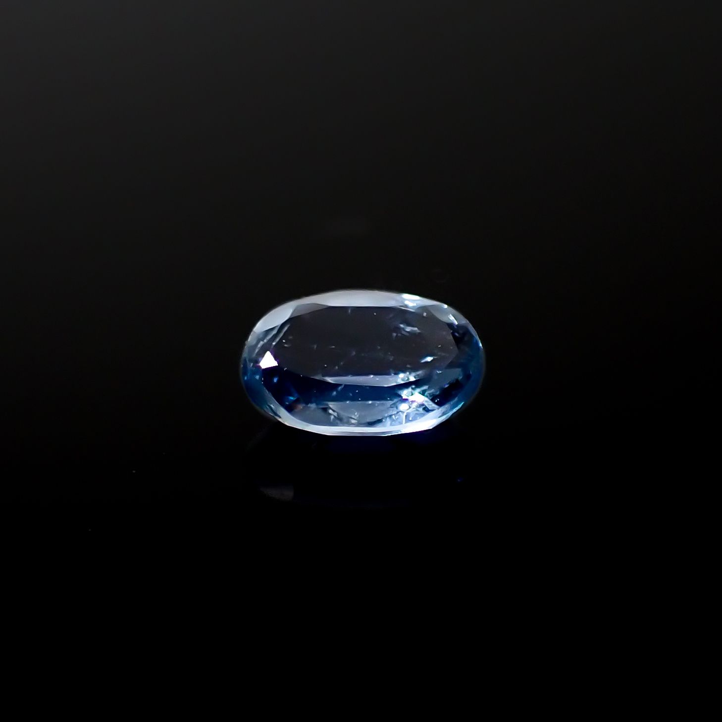 タトゥーアクアマリン ブラジル・ミナスジェライス州タトゥー鉱山産 0.14ct[240427169]4.1x2.8mm前後