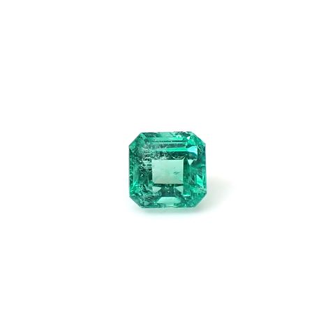エメラルド コロンビア産 0.30ct / 3.8x3.7mm前後 [260131518]