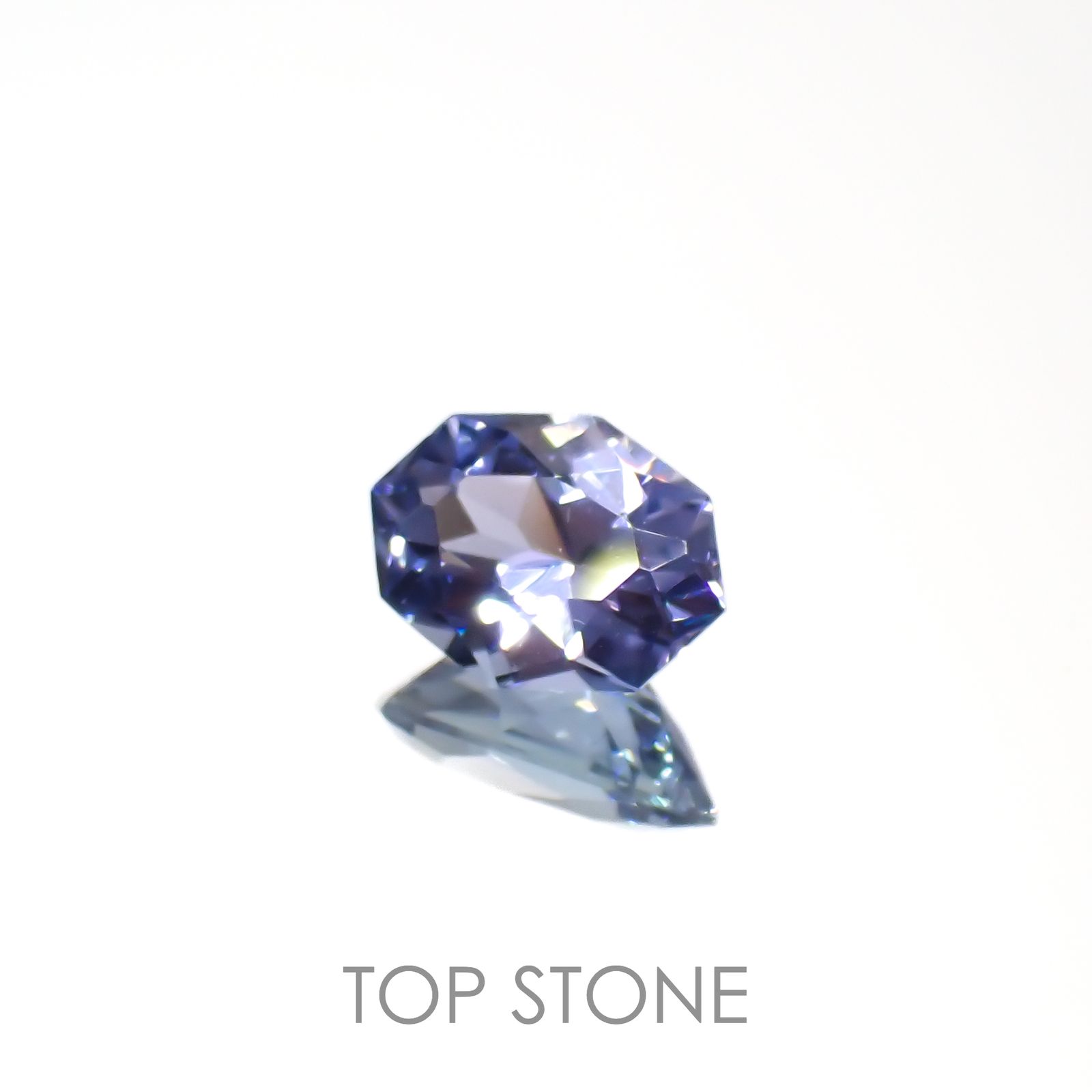 ◇カスタムカット◇タンザナイト(宝石名タンザナイト)タンザニア産 0.67ct 識別済[221118962]7x5.2mm前後