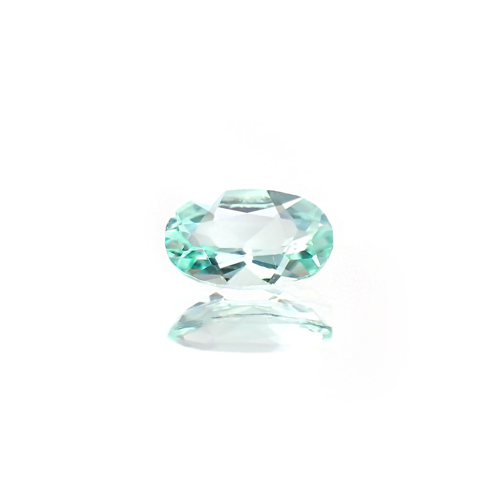 パライバトルマリン モザンビーク産 0.26ct / 5.4x3.5mm前後 [230220373]