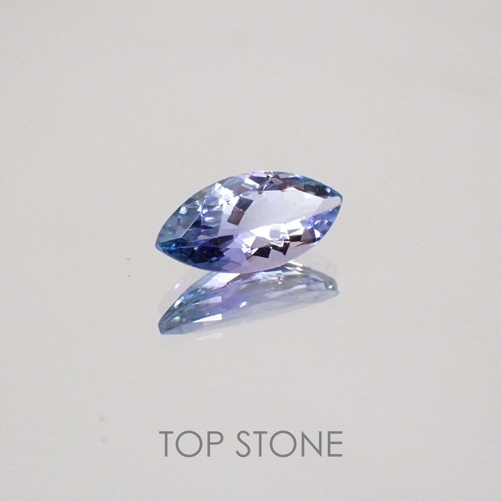 バイカラータンザナイト(宝石名バイカラー・ゾイサイト) タンザニア産 0.73ct 識別済[210410573]9.1×4.6mm前後