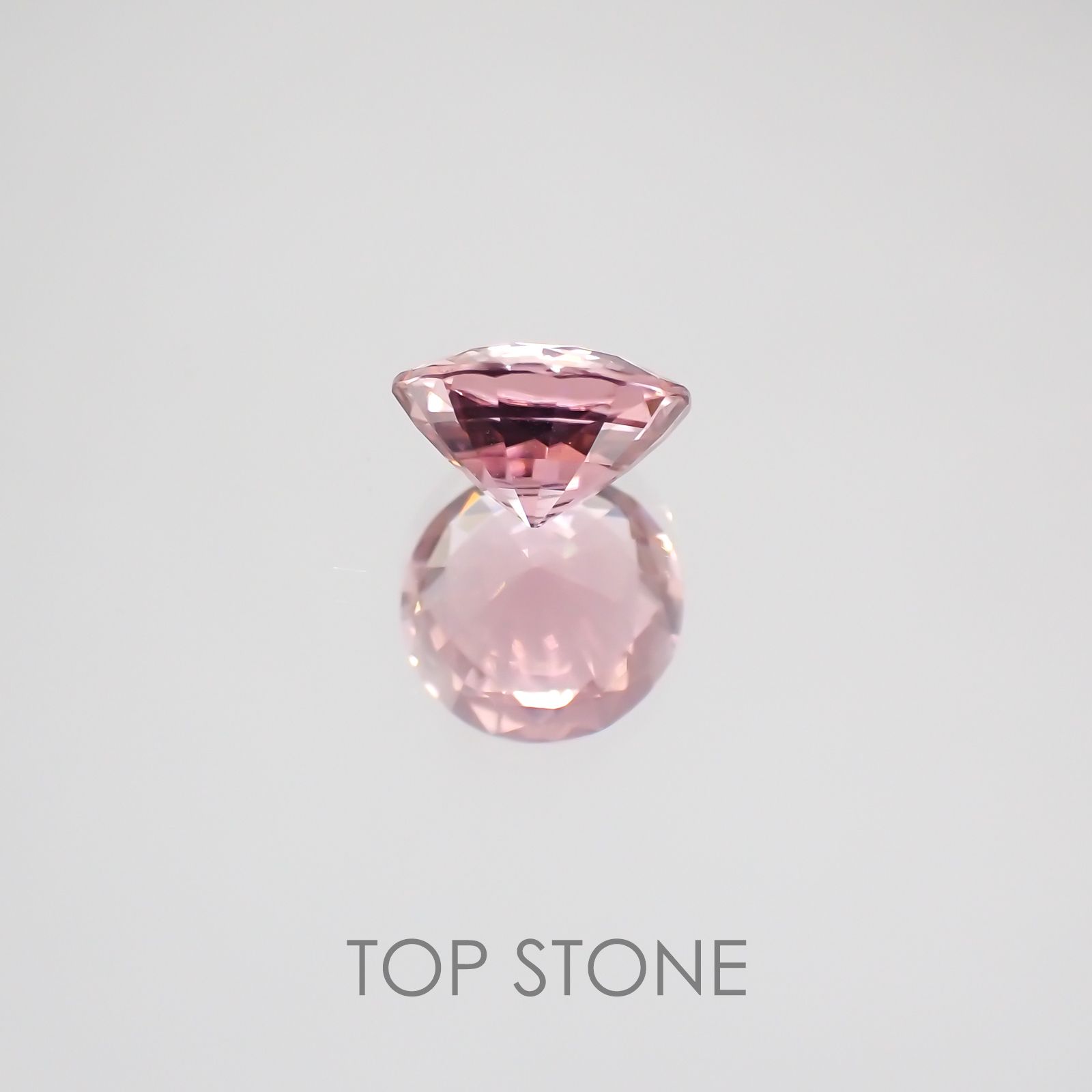 ピンクトルマリン パパラチャカラー(宝石名ピンク・トルマリン) ルワンダ産 1.463ct ソ付(彩珠)[21039970]7.6×7.6mm前後