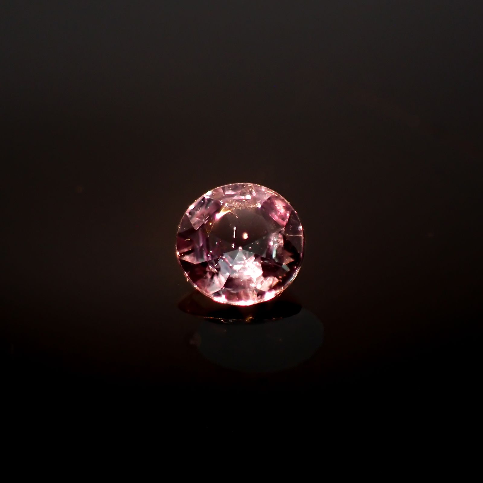アレキサンドライト ブラジル産/EmeraldMains社製 0.17ct[240427159]3.7x3.6mm前後