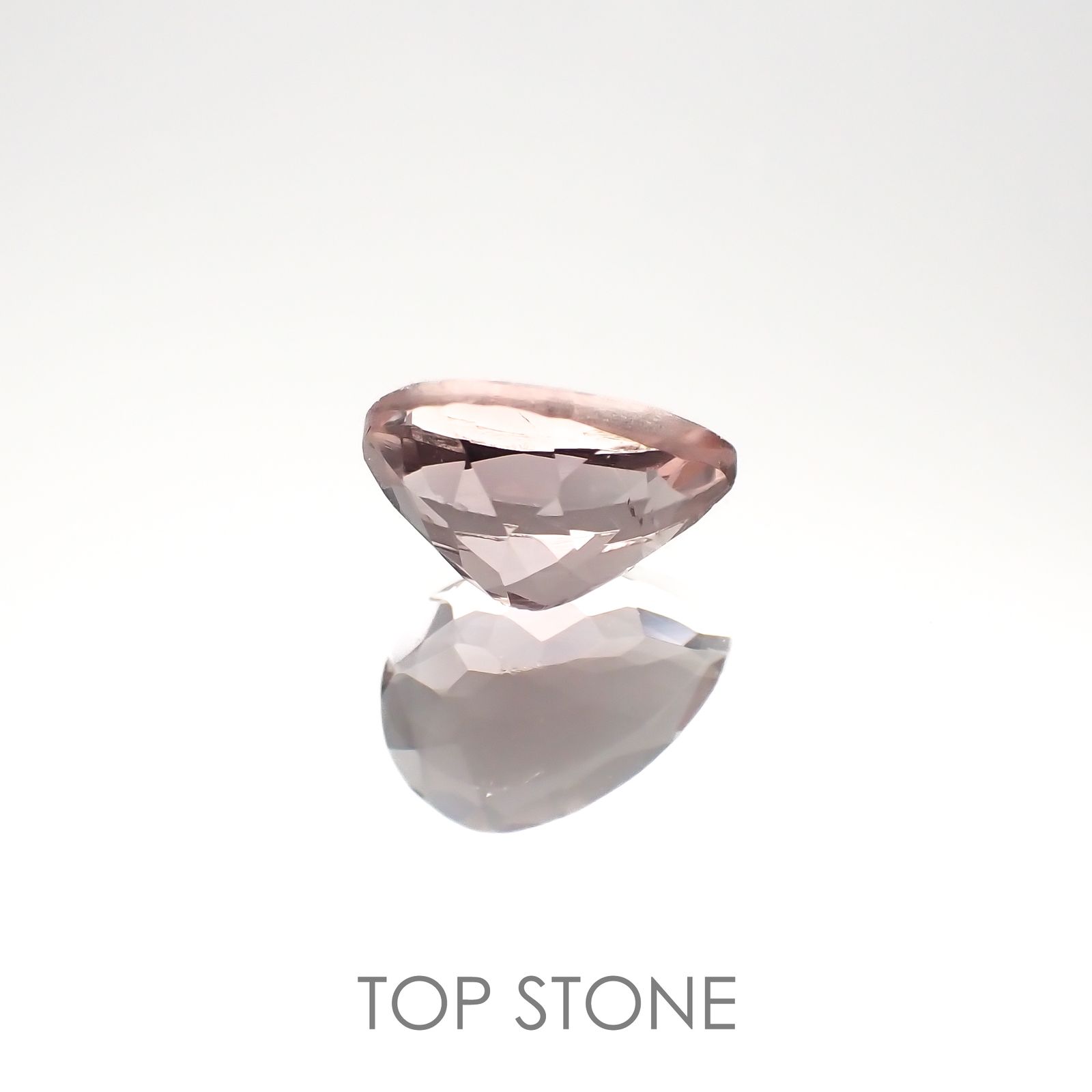 フローライト フルオレッセンス イギリス・ロジャリー鉱山産 2.81ct[220716926]10.6x7.5mm前後