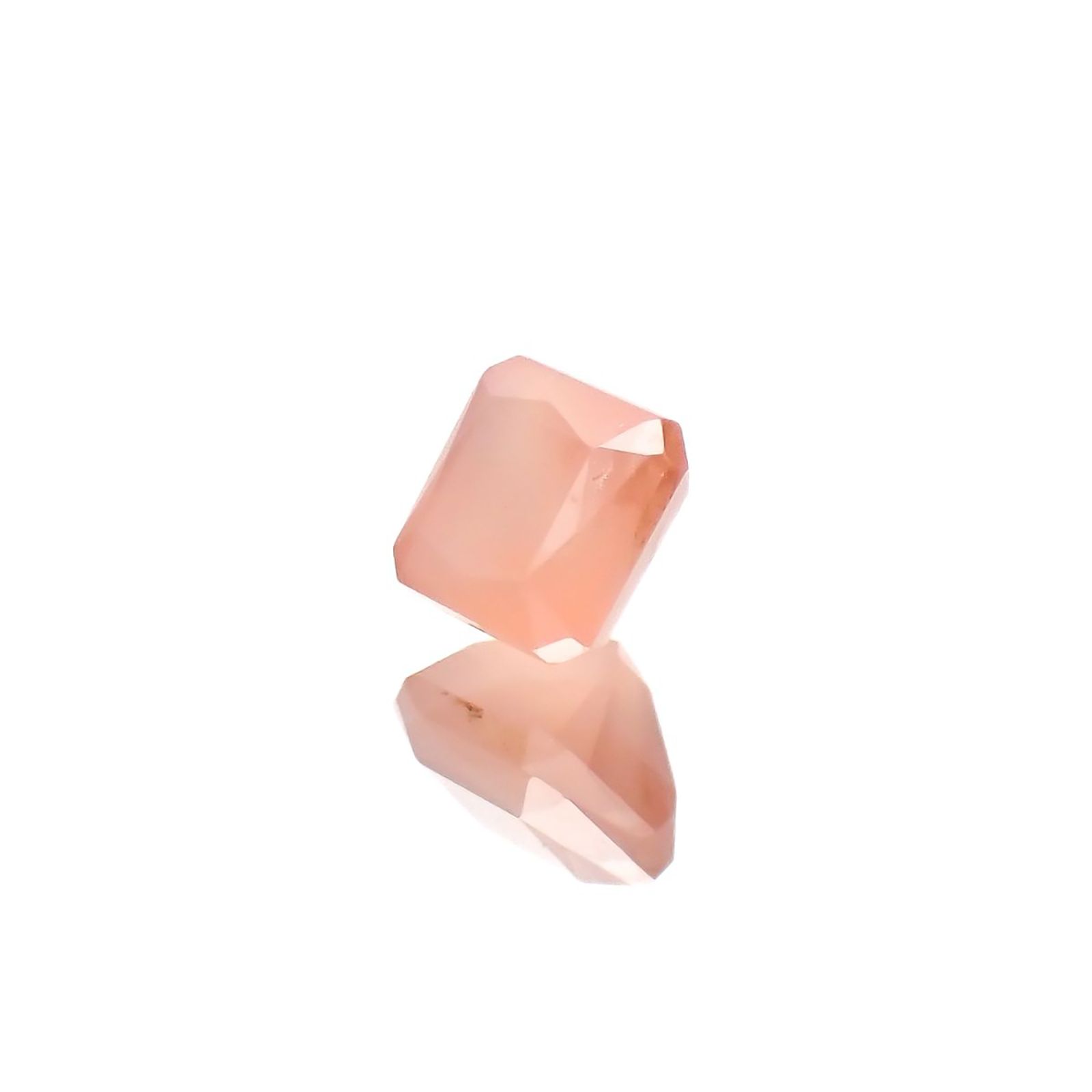 ロードクロサイト 日本・北海道産 0.56ct [240125340]4.1x4.1mm前後