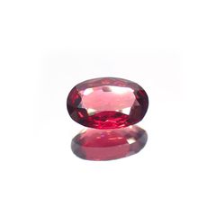 レッドスピネル(宝石名レッド・スピネル) タンザニア産 ソ付(彩珠) 0.869ct / 7.4x5.4mm前後 [20015154]