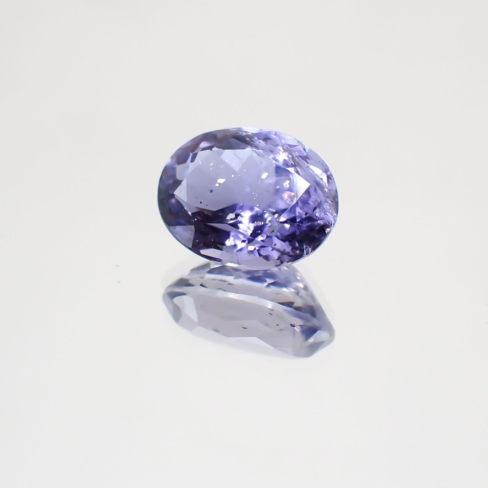 アイオライトサンストーン(宝石名アベンチュリン・アイオライト)インド/ブラジル産 1.75ct 識別済[231224427]9x6.9mm前後