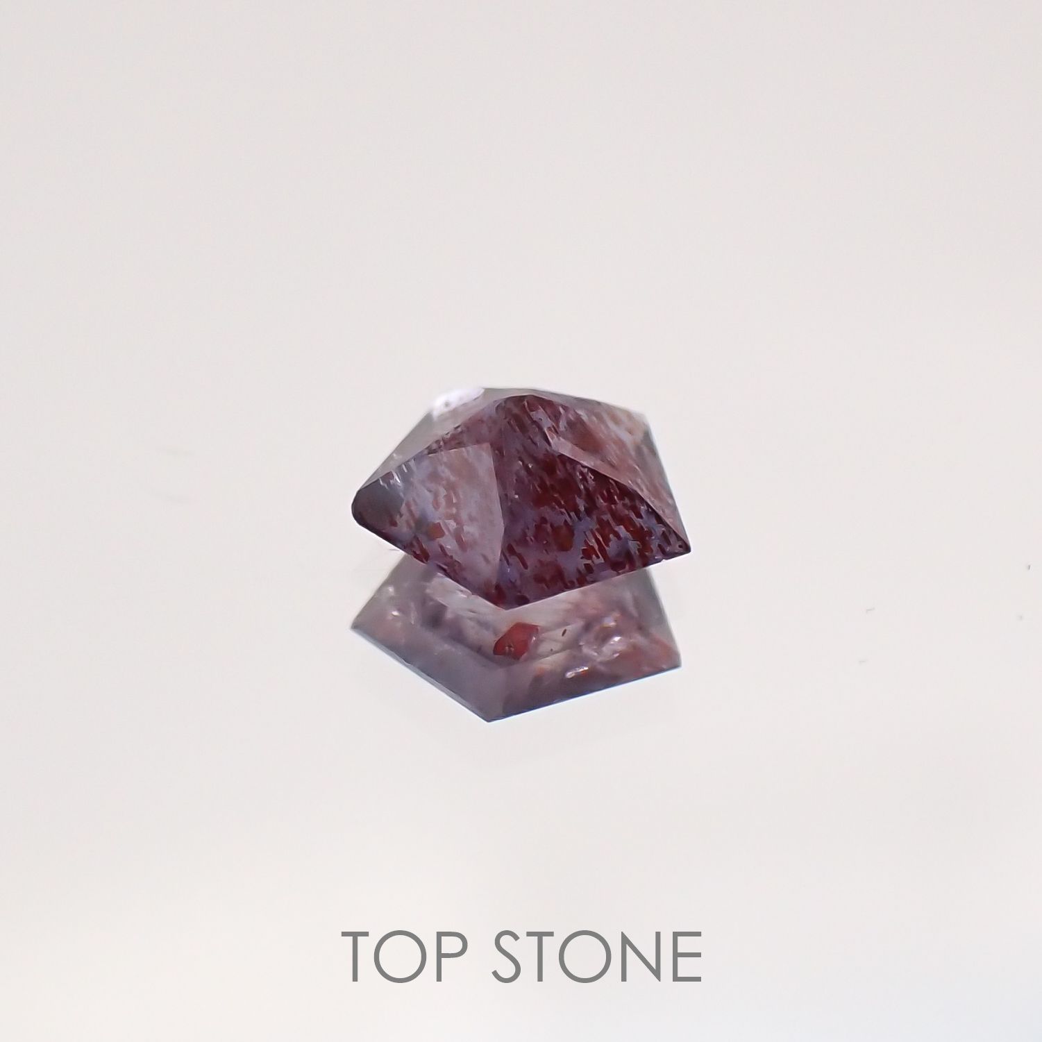 ◇ペンタゴンカット◇ブラッドショットアイオライトSA インド産 ルース 0.13ct[210610984]4×4mm前後