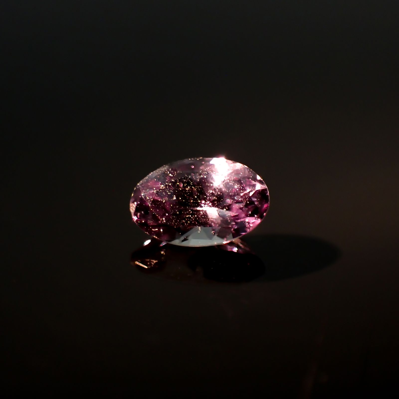 専用JE27★高級 べキリーブルーガーネット0.5ct D リング 鑑付 collage_2ab71ab8-5f21-4e8c-