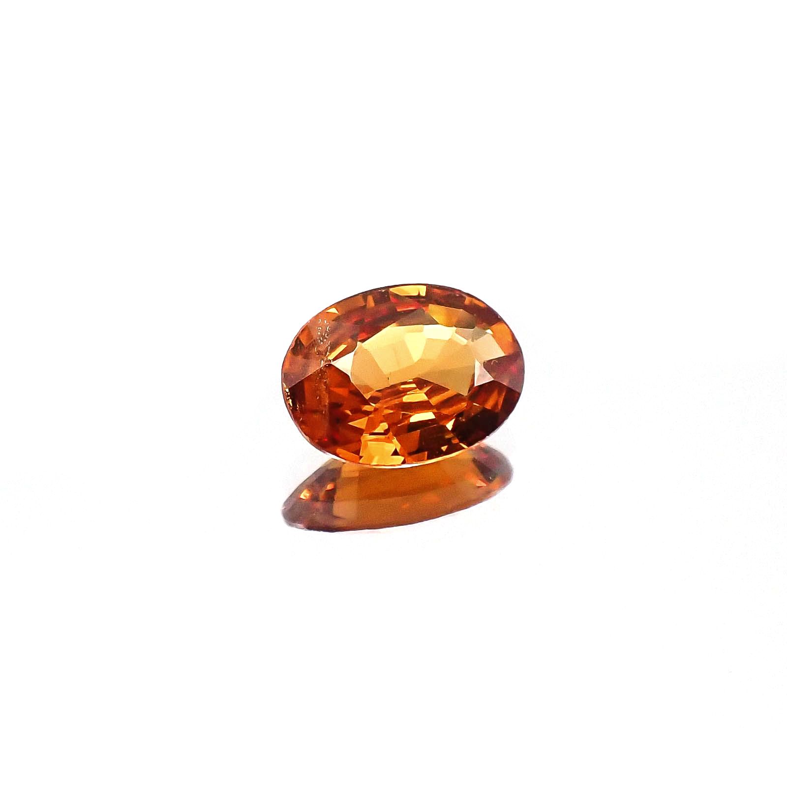 スペサルティンガーネット マンダリンオレンジカラー(宝石名スペサルティン・ガーネット)ナイジェリア産 0.88ct 識別済[231023855]7.1x5.3mm前後