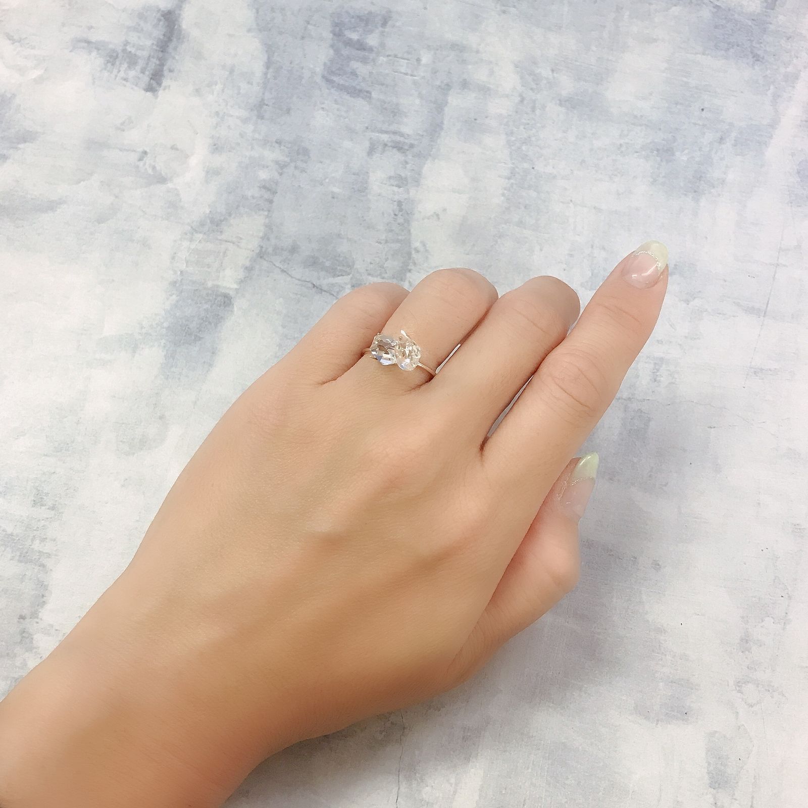 ハーキマーダイヤモンド 原石 アメリカ・ニューヨーク州産 2.85ct[220817380]12.9x8.6mm前後