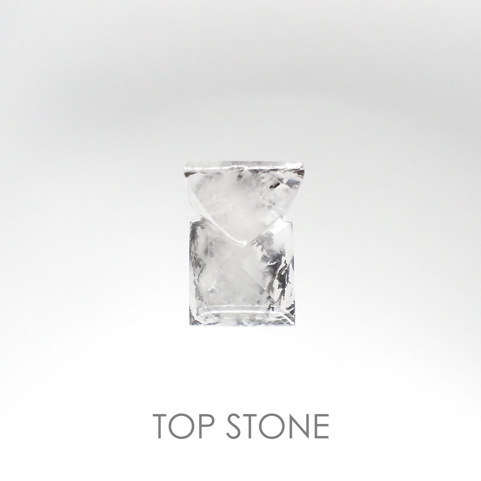 デンドリチッククォーツ ブラジル産 ルース 13.22ct[20084944]14×14mm前後