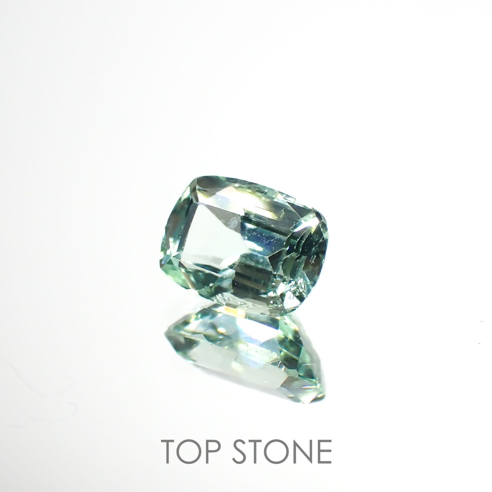 ブルーグリーントルマリン(宝石名トルマリン)アフガニスタン産 0.72ct 識別済[221018344]6.4x4.5mm前後