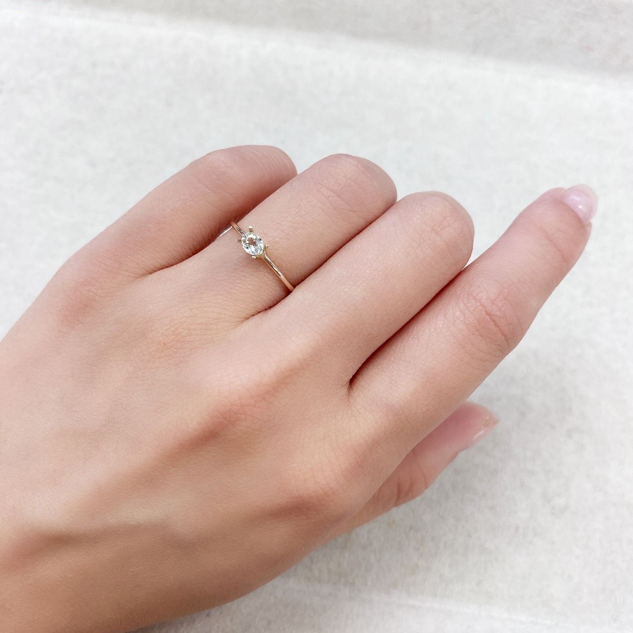 リューコガーネット(宝石名ホワイト グロッシュラー・ガーネット) ビルマ産 0.24ct 識別済[210711543]4×3.3mm前後