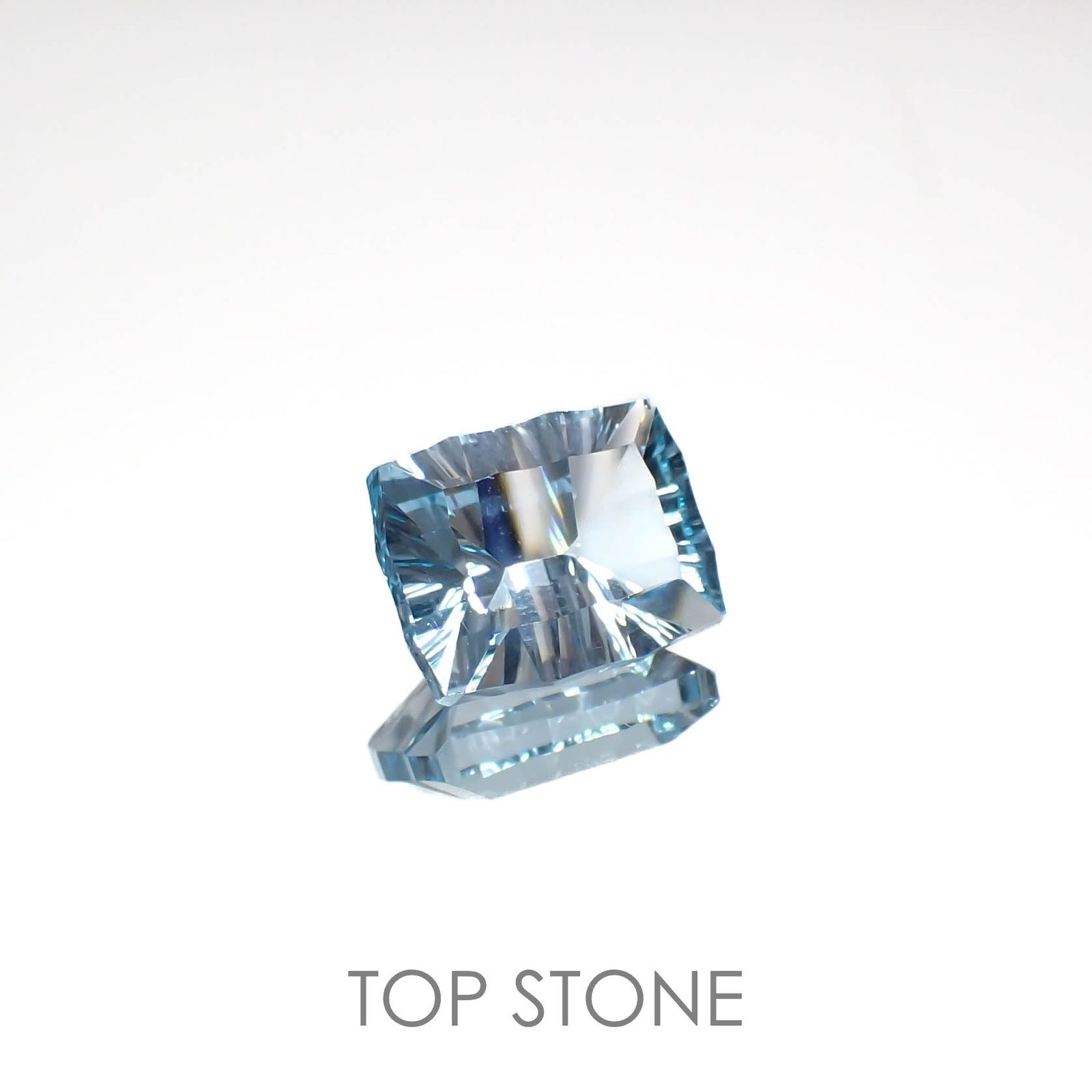◇カスタムカット◇ブルートパーズ ブラジル産 3.56ct[221219364]9.8x7.8mm前後