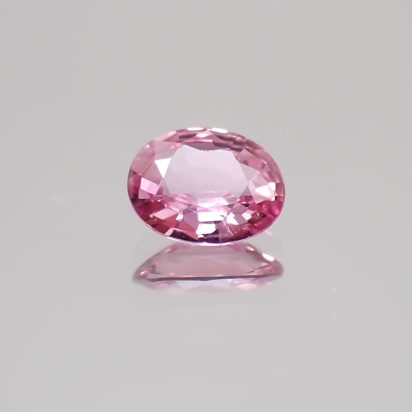 パパラチャサファイア   スリランカ産 0.333ct DGL鑑付[21019426]5×4mm前後