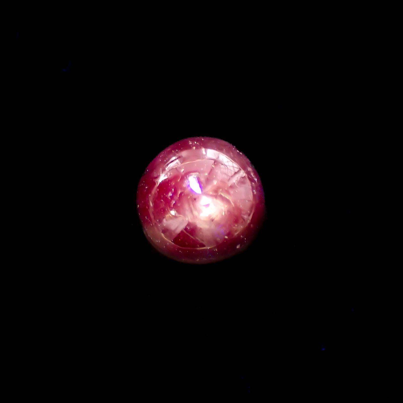 スタールビー インド産 2.41ct[230622404]6.5x6.4mm前後