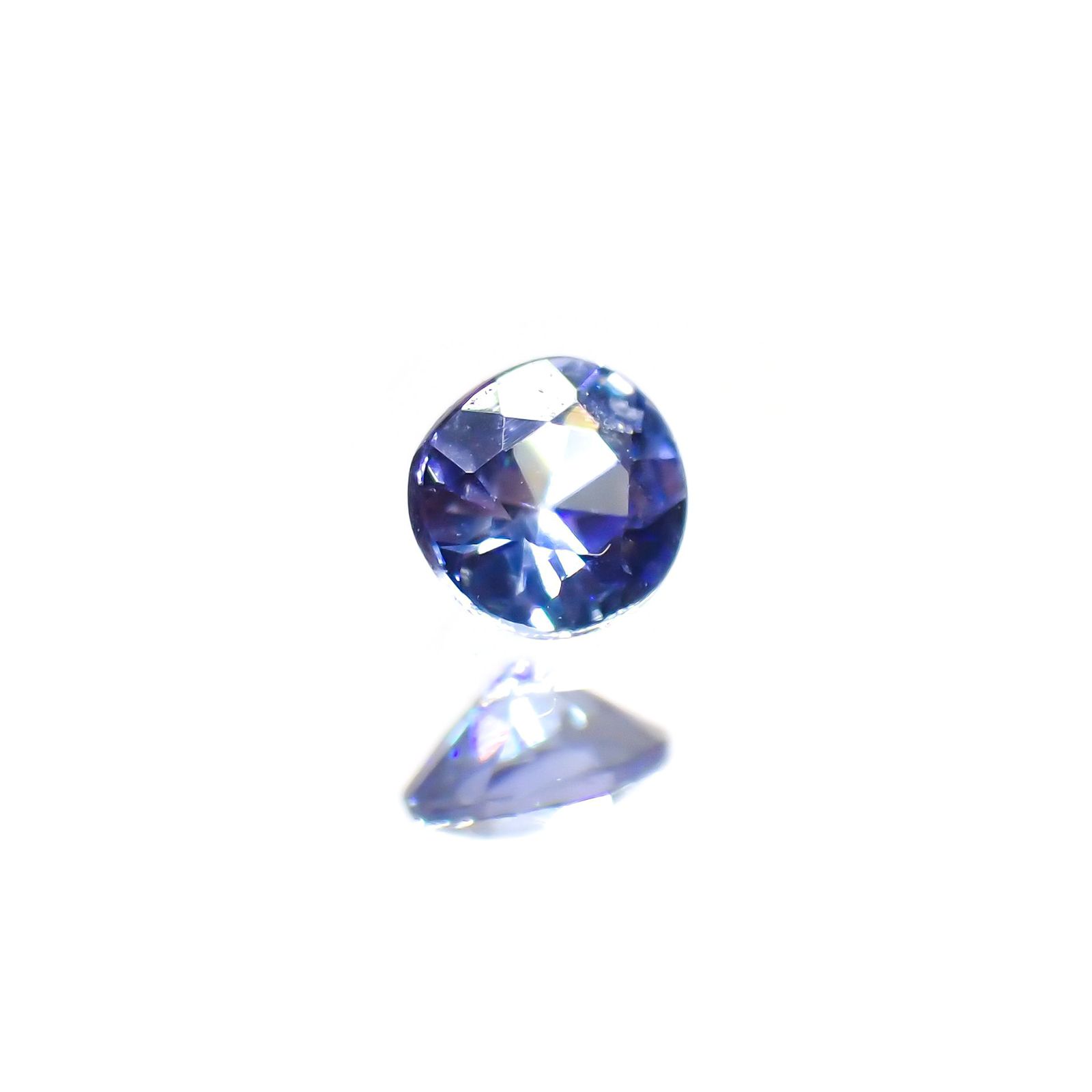 ベニトアイト(宝石名ベニトアイト)アメリカ・カリフォルニア州産 0.088ct 識別済[220114205]2.7x2.6mm前後