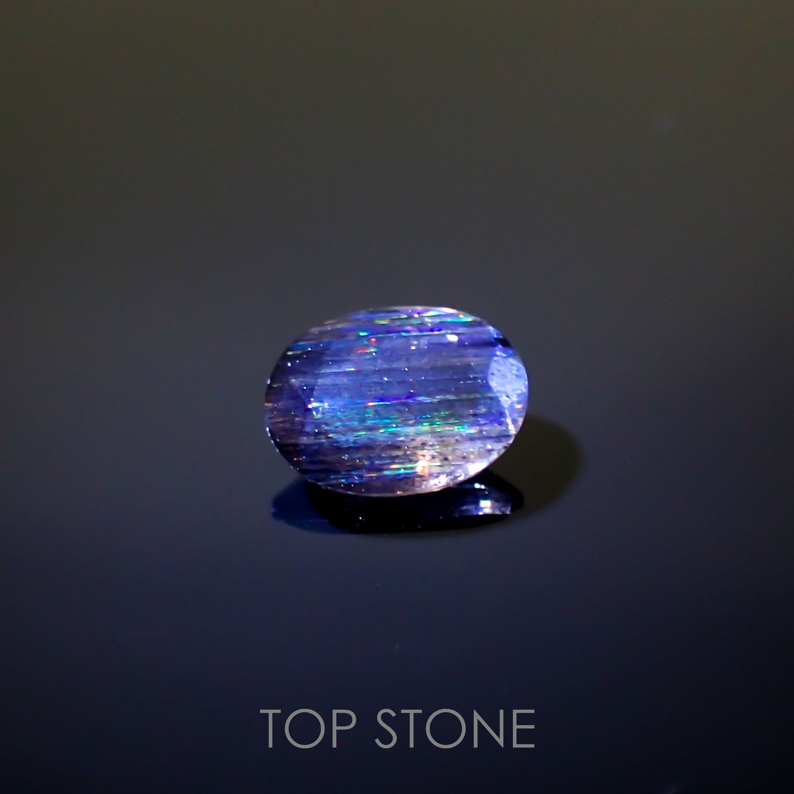 レインボースキャポライト ブラジル産 0.82ct[220616186]7.8x5.8mm前後