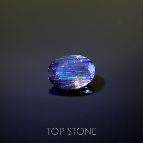 レインボースキャポライト ブラジル産 0.82ct[220616186]7.8x5.8mm前後