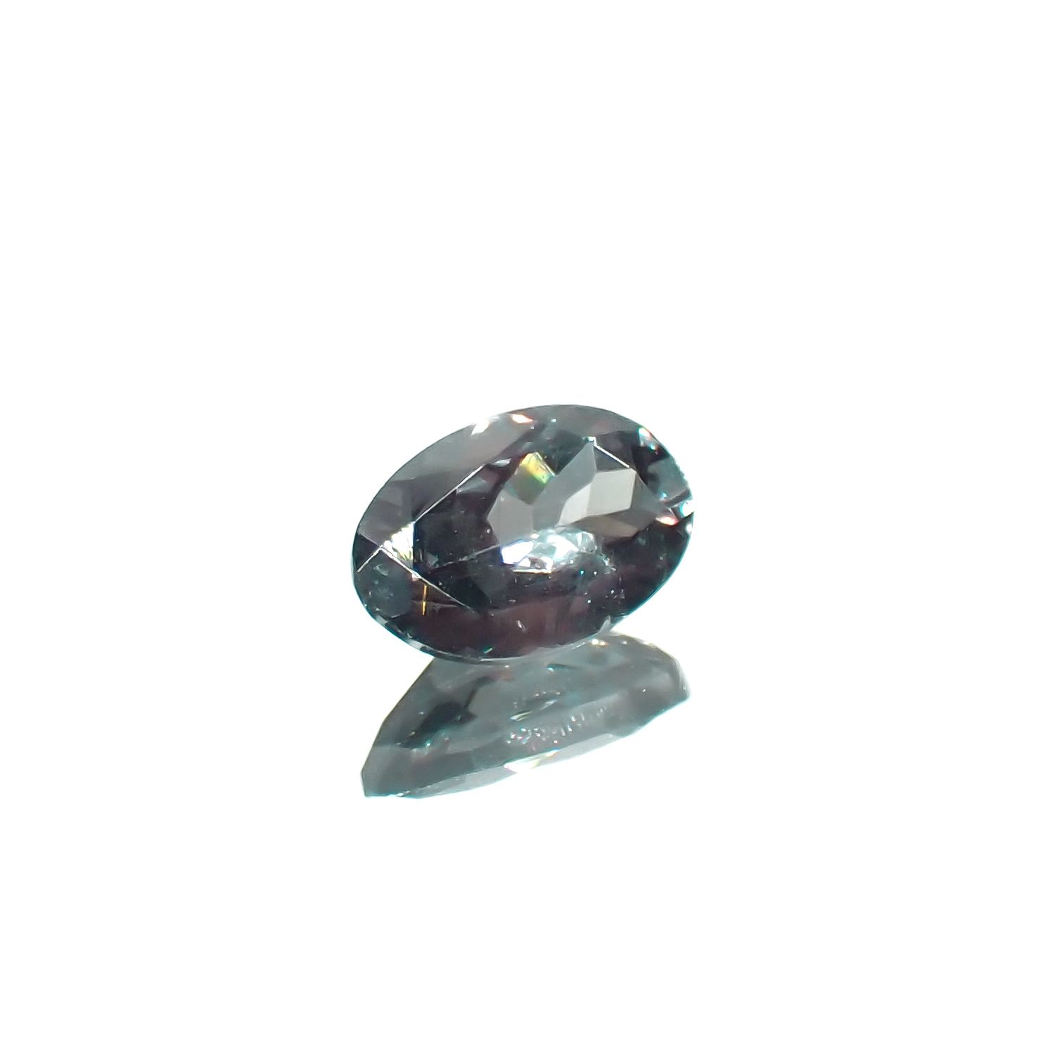ベキリーブルーガーネット（カラーチェンジガーネット アレキタイプ） マダガスカル・ベキリー産 0.51ct[240222173]5.9x4mm前後