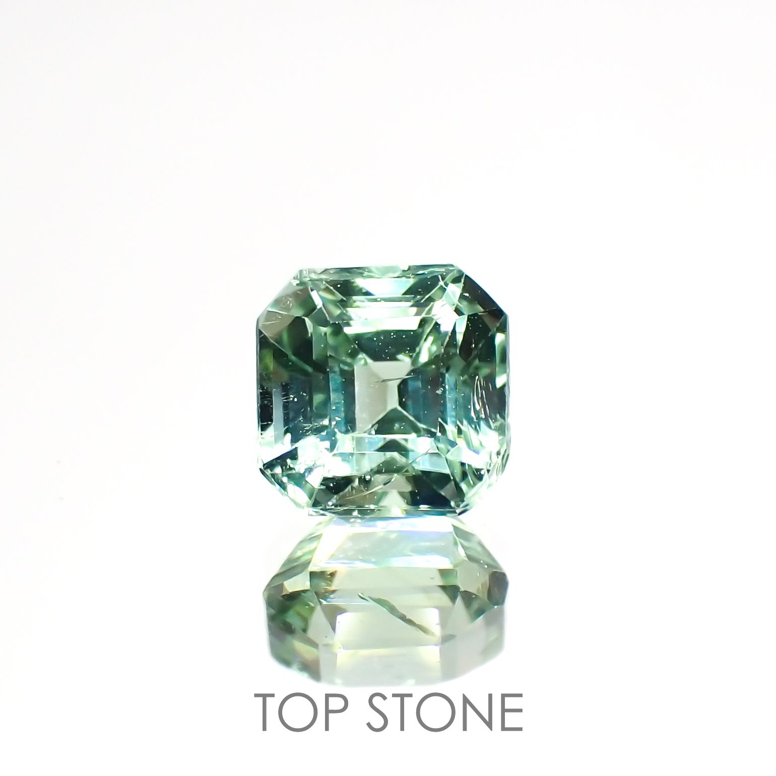 ブルーグリーントルマリン(宝石名トルマリン)アフガニスタン産 0.78ct 識別済[221018342]5.2x5.2mm前後