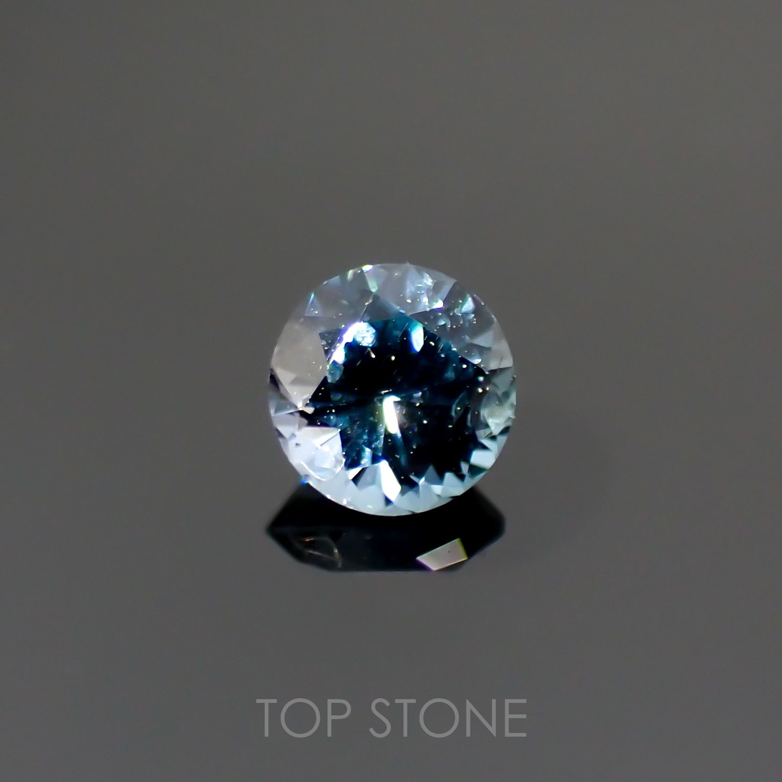 グレイッシュブルースピネル ビルマ産 ルース 0.29ct[210913137]3.9×3.9mm前後