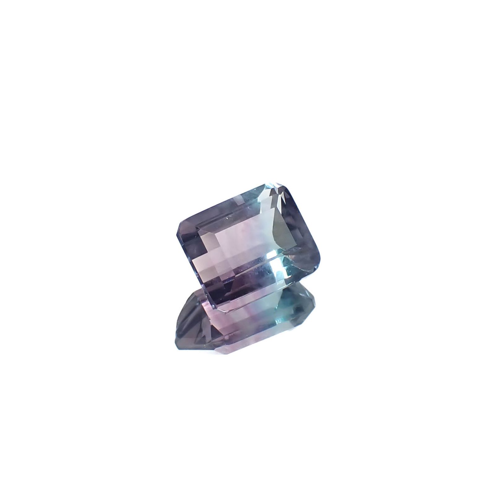 パーティカラーフローライト フルオレッセンス ブラジル産 2.93ct[240828647]8.8x7mm前後