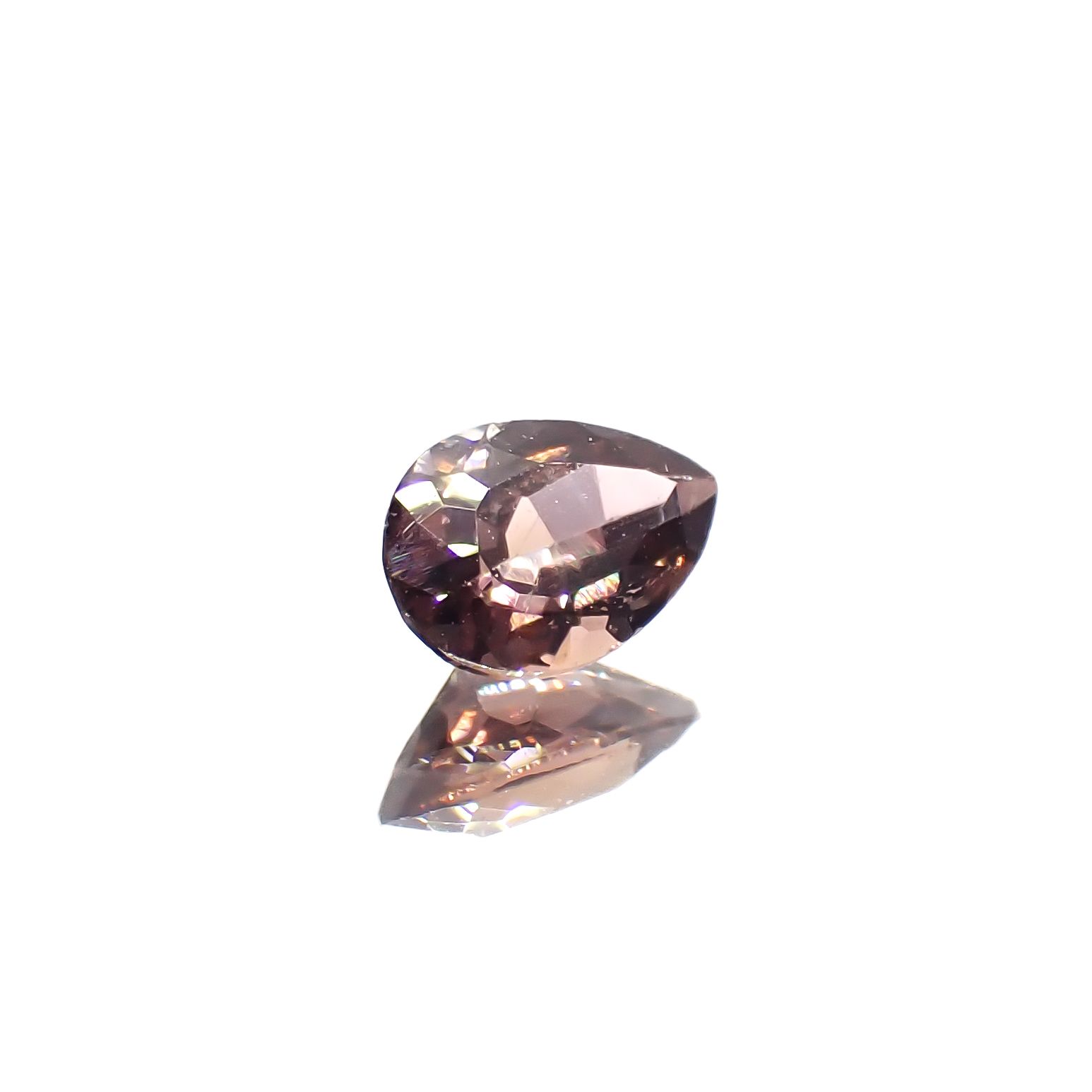 アキシナイト パキスタン産 0.28ct[240628364]5.1x3.5mm前後