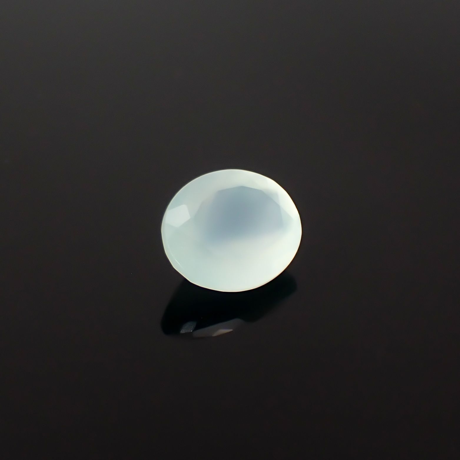 アクアプレーズ 南アフリカ産 4.13ct / 12x10mm前後 [260432013]