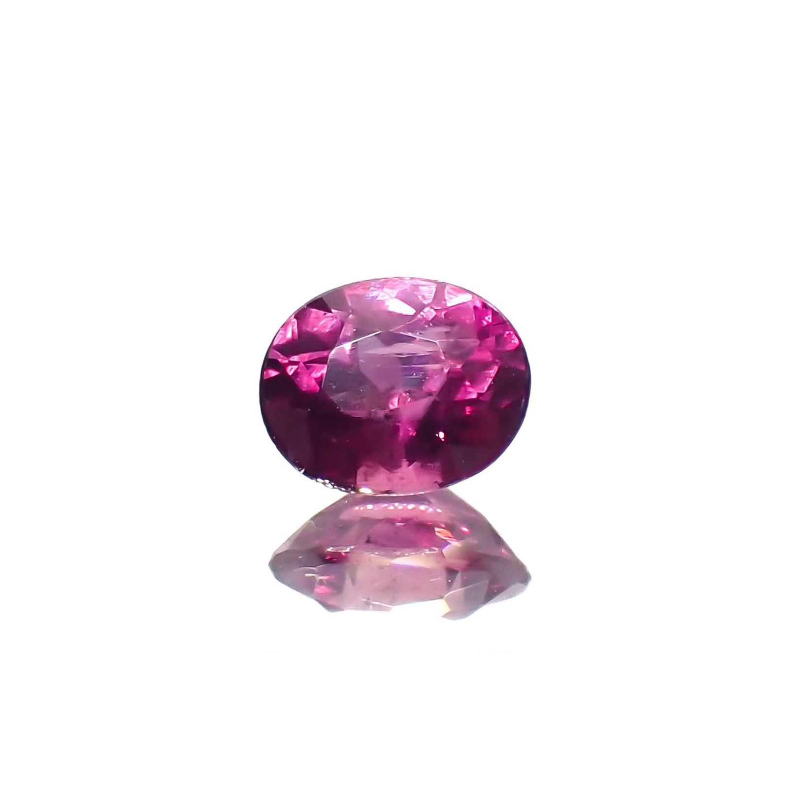 パープルサファイア パキスタン・カシミール産 0.34ct / 4.5x3.7mm前後 [251019861]