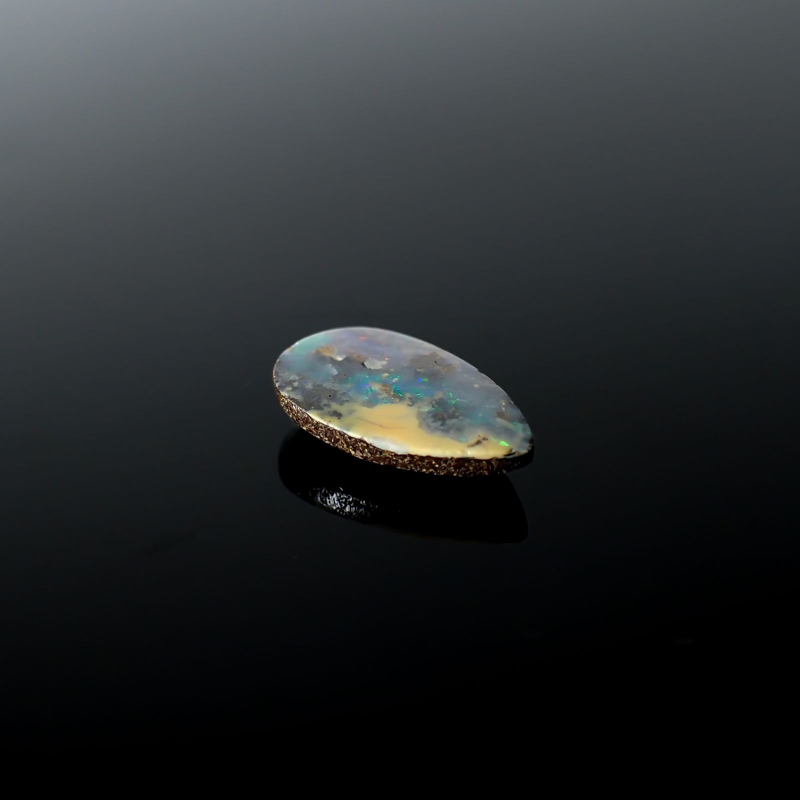 ボルダーオパール 原石磨き オーストラリア産 4.02ct[231225155]16.6x10.2mm前後