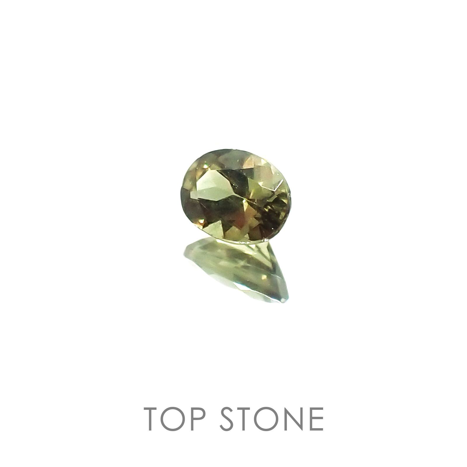 カラーチェンジガーネット タンザニア産 ルース 0.22ct[20095913]4.1×3.1mm前後