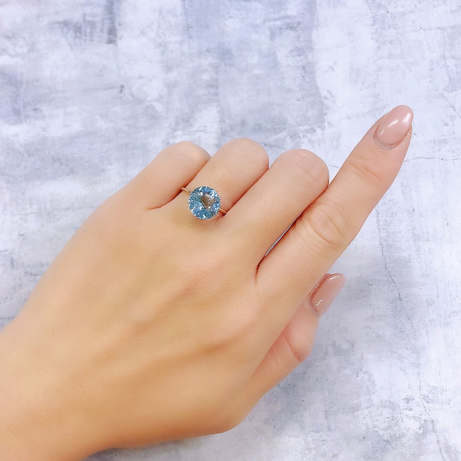◇カスタムカット◇ブルートパーズ ブラジル産 4.13ct[221219327]10x10mm前後