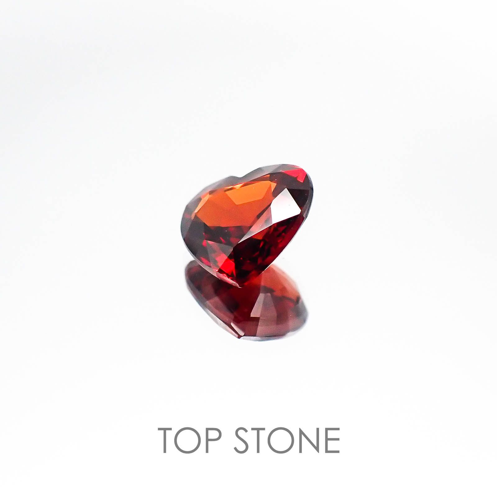 アルマンディンスペサルティンガーネット マダガスカル産 ルース 2.05ct[20073709]7.9×7.9mm前後